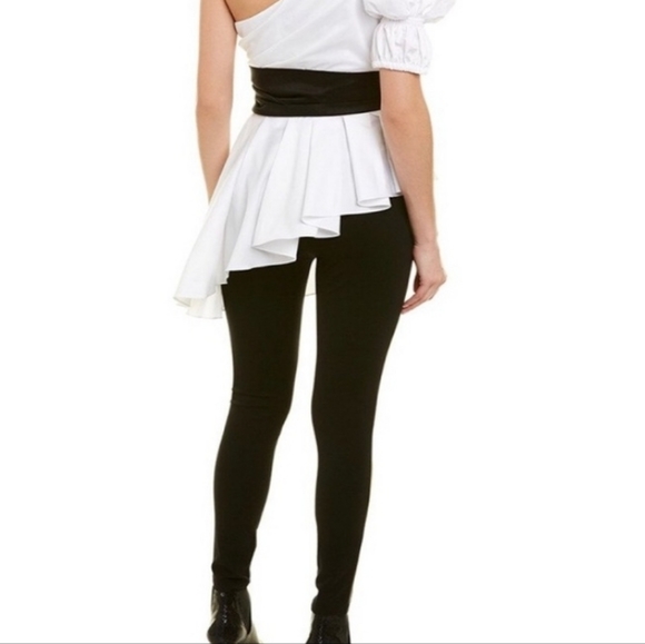 Petersyn By Revolve Dani one-shoulder Top in White - Picture 2 of 3